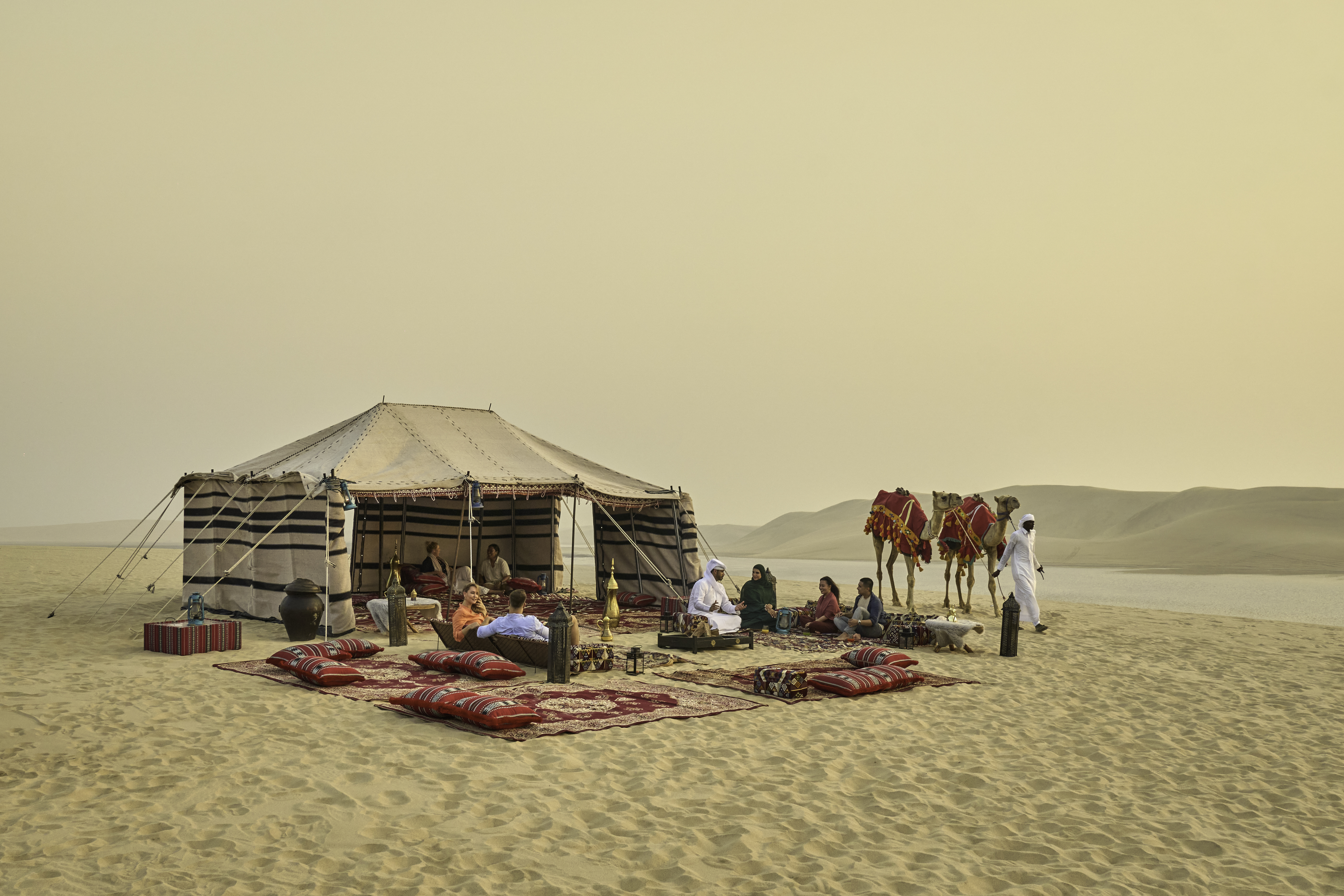 Бедуинский лагерь в пустыне — real photograph of Qatar, AL KHALIDIAH TOURISM private tours