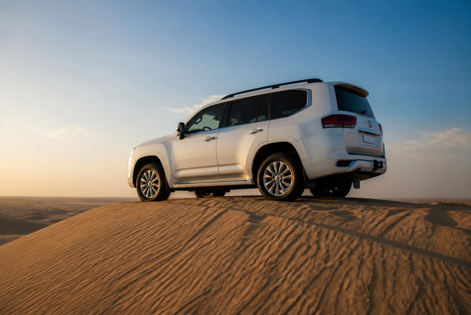 Private air-conditioned Toyota Land Cruiser used for North Qatar tours